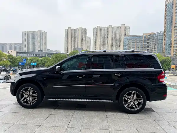 Mercedes-Benz GL-Class 2012