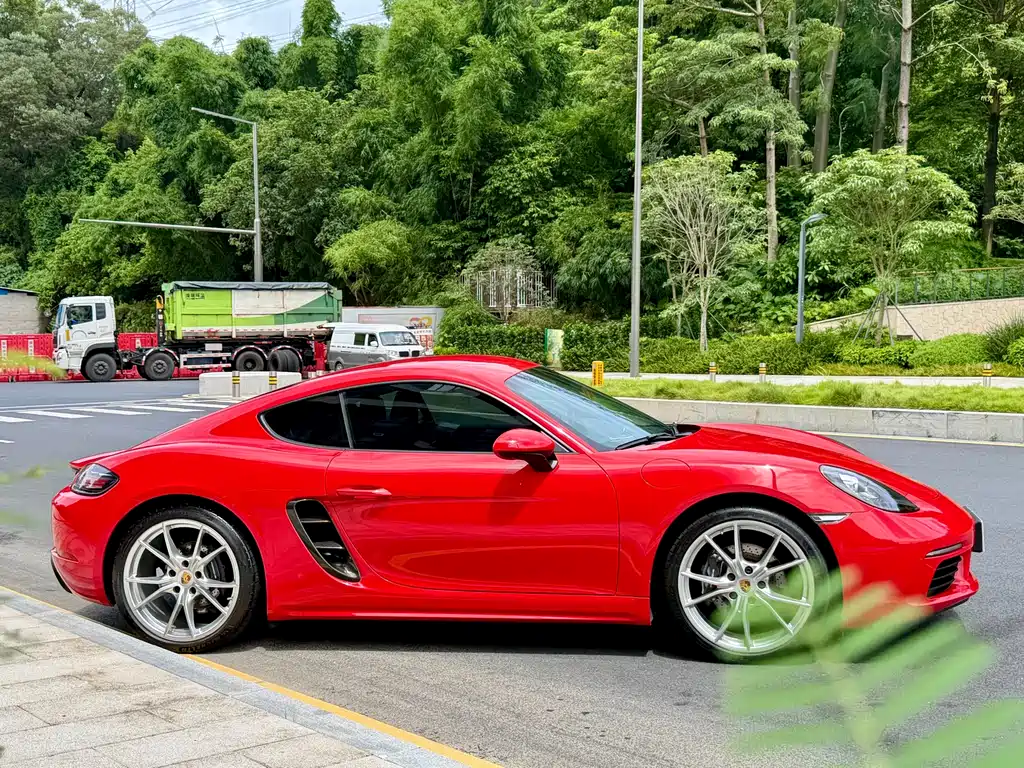 Porsche 718 2022