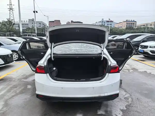 Chevrolet Malibu XL 2018