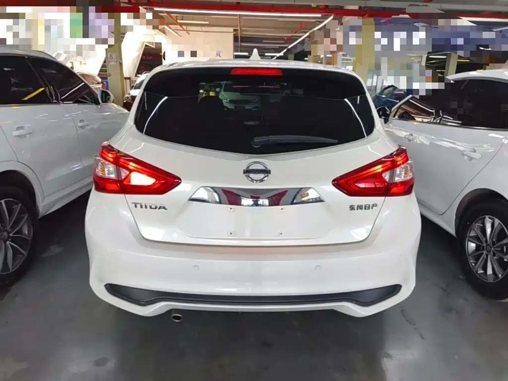 Nissan Tiida 2022