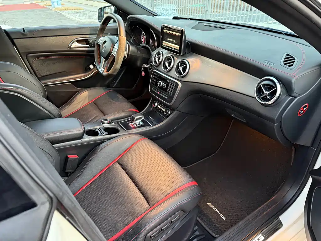 Mercedes-Benz CLA AMG 2014 — фото 12