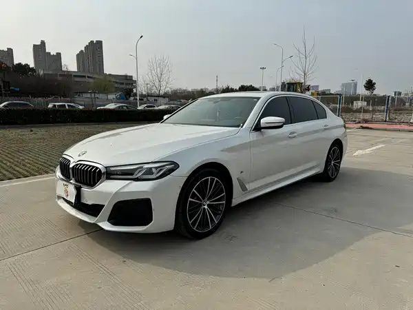 BMW 5 Series 2023