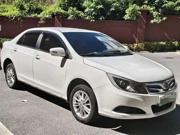 BYD e5 2019