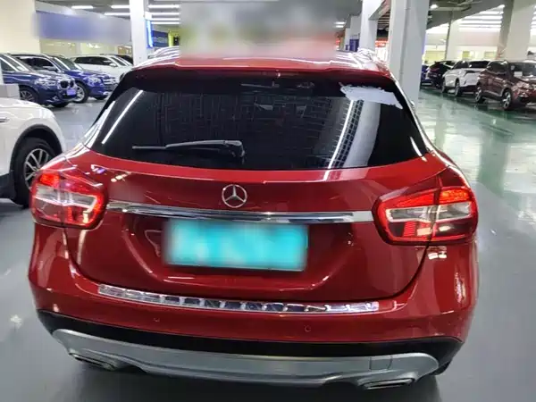 Mercedes-Benz GLA 2016