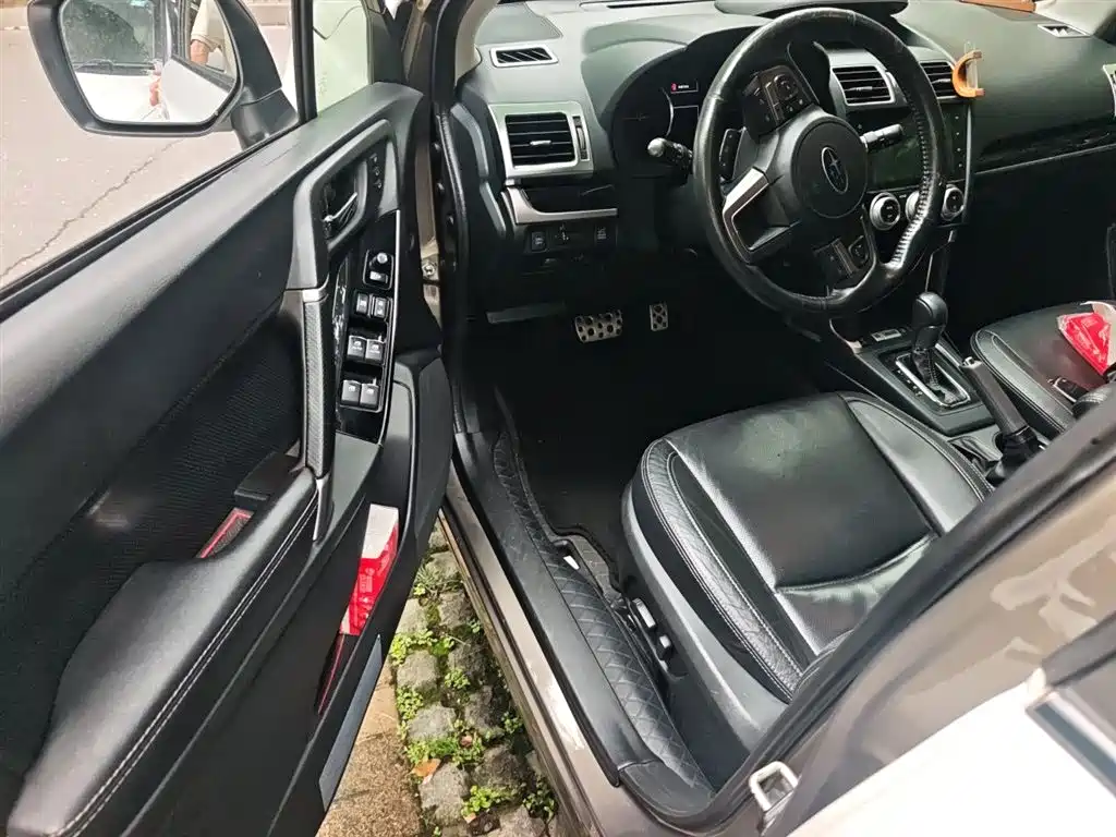 Subaru Forester 2016 — фото 17