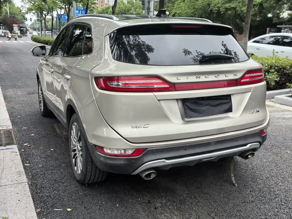 Lincoln MKC 2015 — фото 9