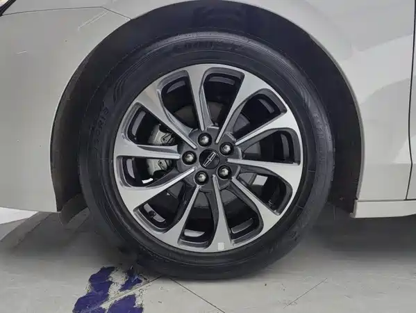 Lincoln Z 2022