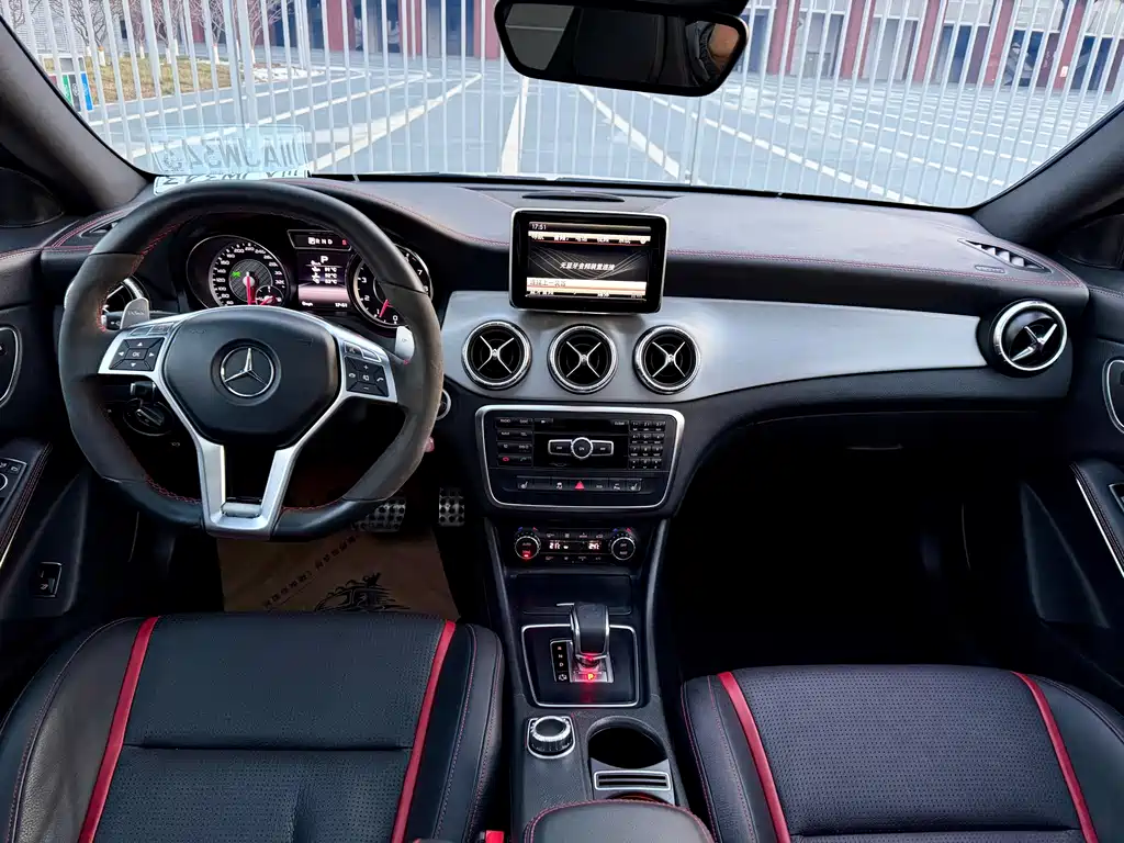 Mercedes-Benz CLA AMG 2014 — фото 10
