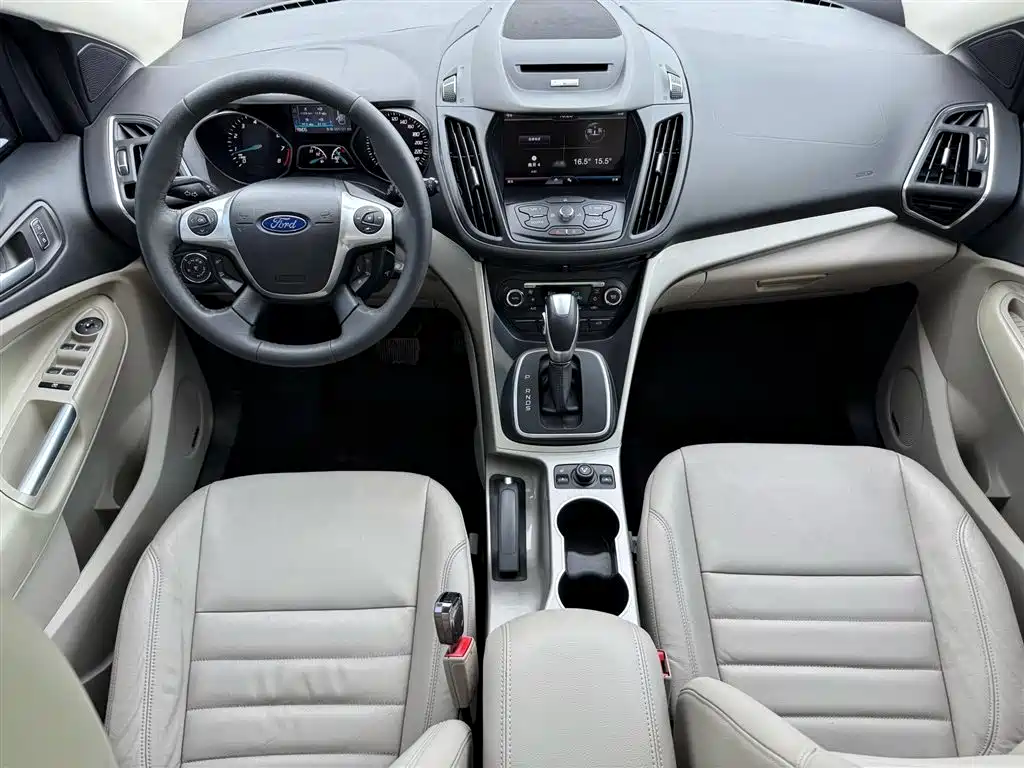 Ford Kuga 2014 — фото 15