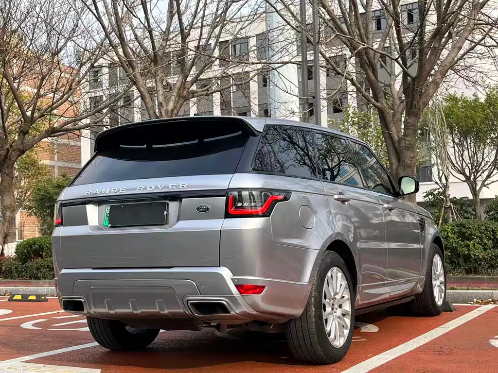 Land Rover Sport PHEV 2019 — фото 9