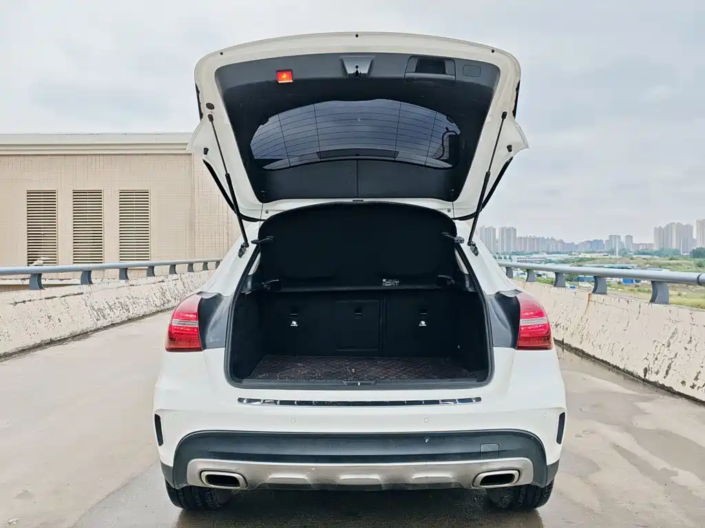 Mercedes-Benz GLA 2019 — фото 19