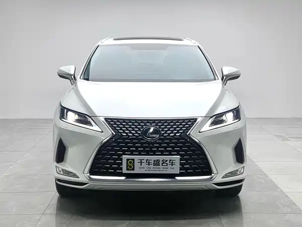 Lexus RX 2022