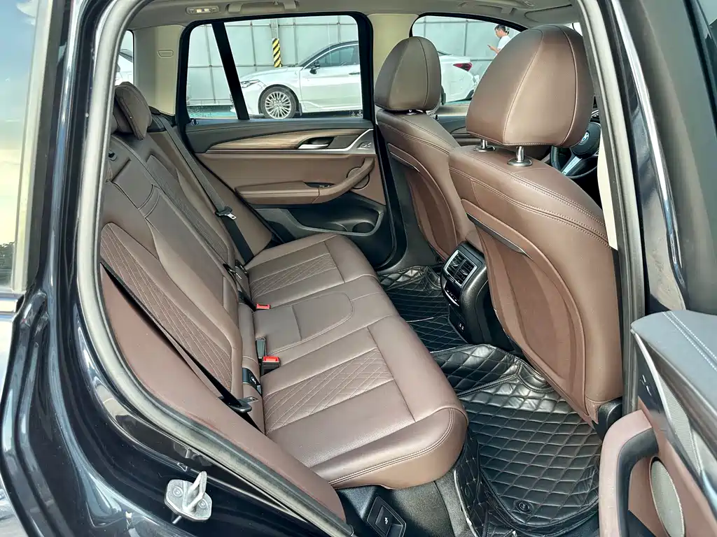 BMW X3 2022 — фото 11