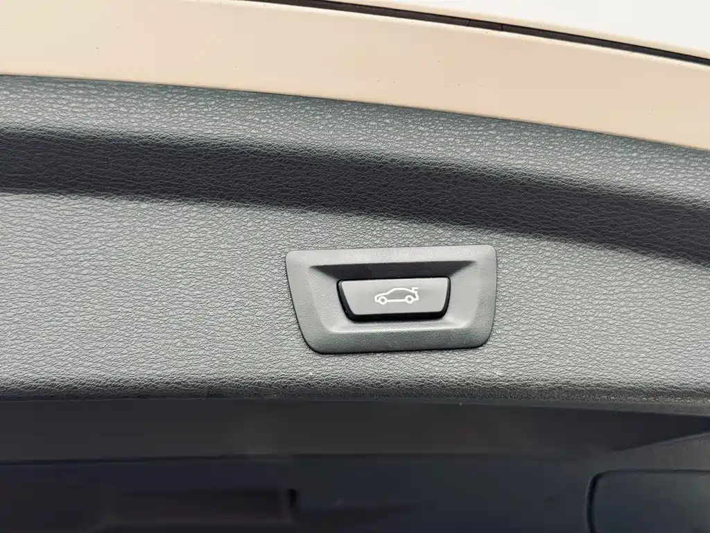 BMW X2 2021 — фото 12