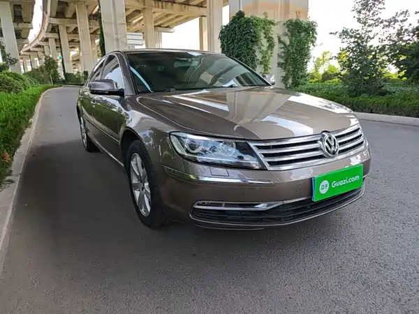 Volkswagen Phaeton 2015