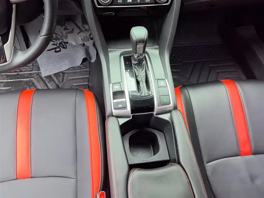 Honda Civic 2020 — фото 14