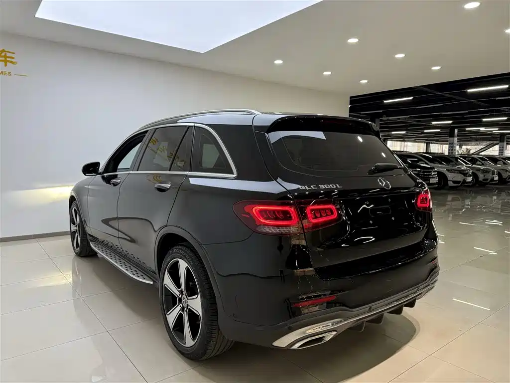 Mercedes-Benz GLC 2019 — фото 22