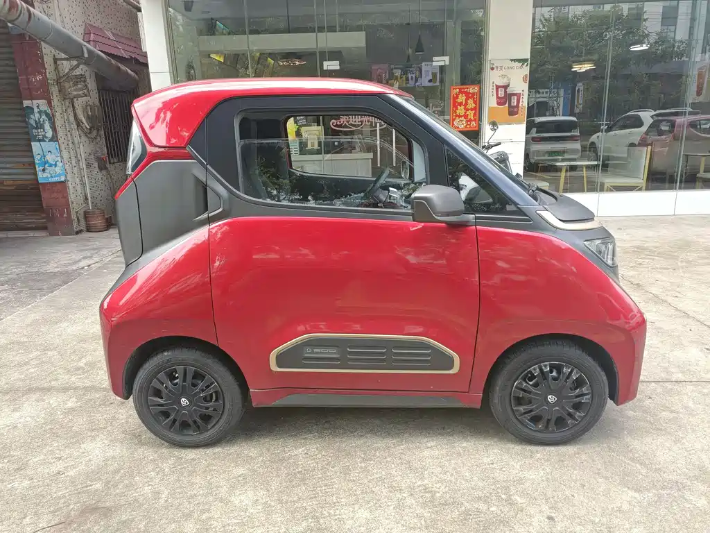 Baojun E200 2019