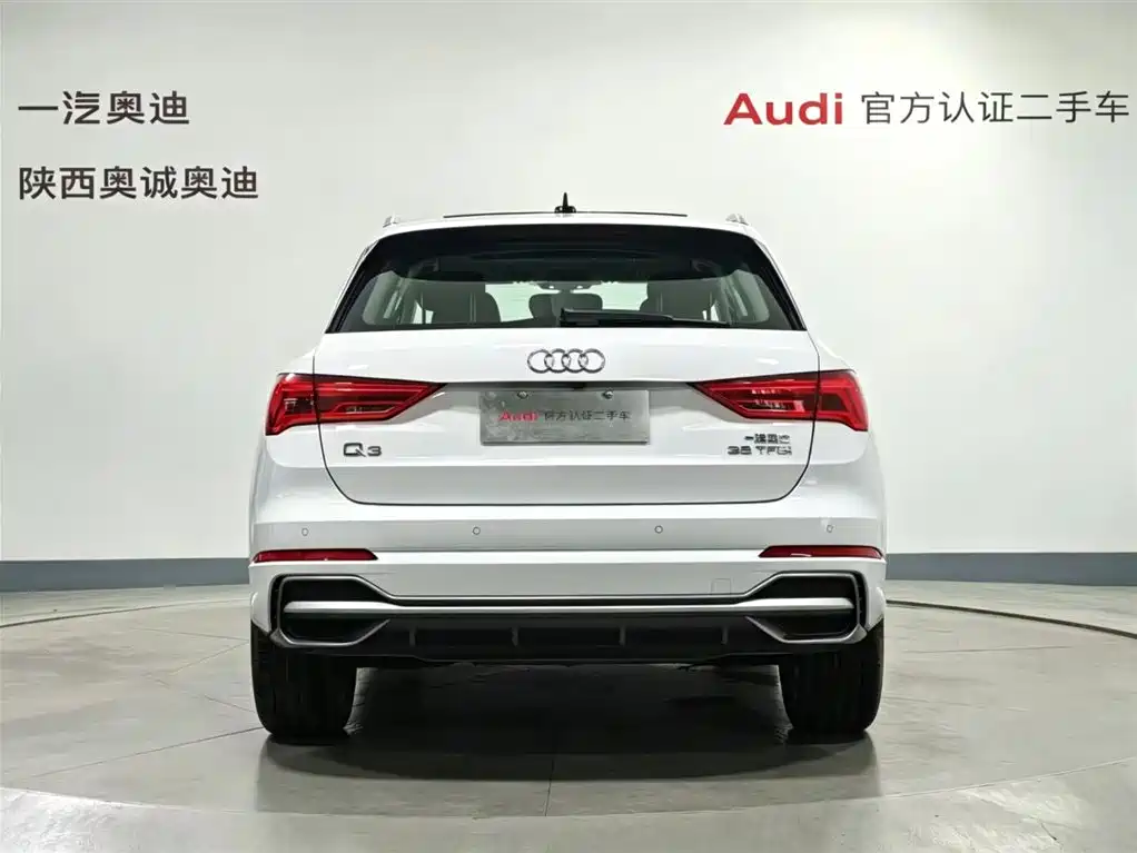 Audi Q3 2019 — фото 5