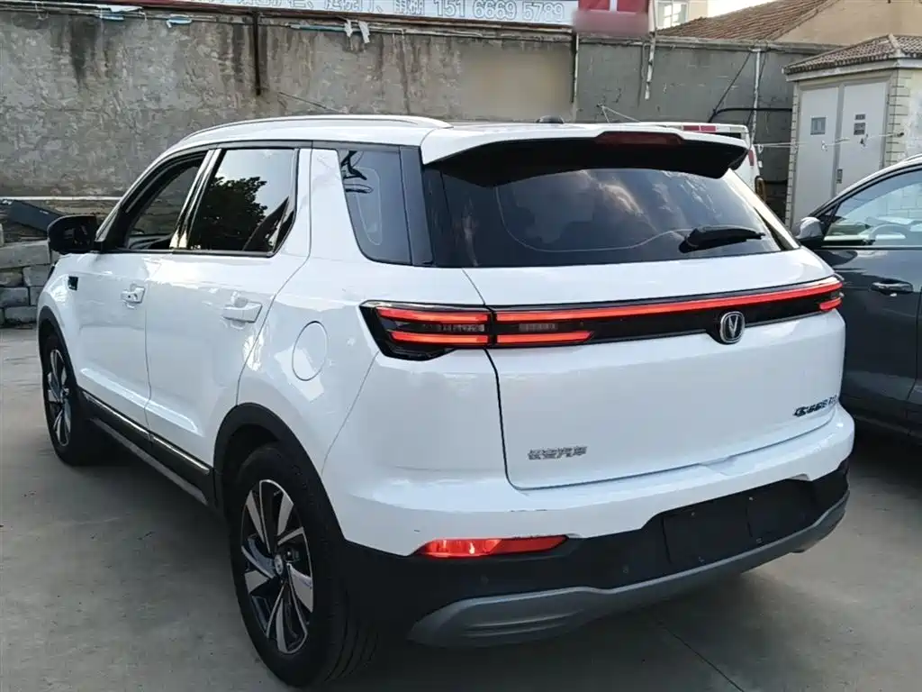 Changan CS55 EV 2020 — фото 5