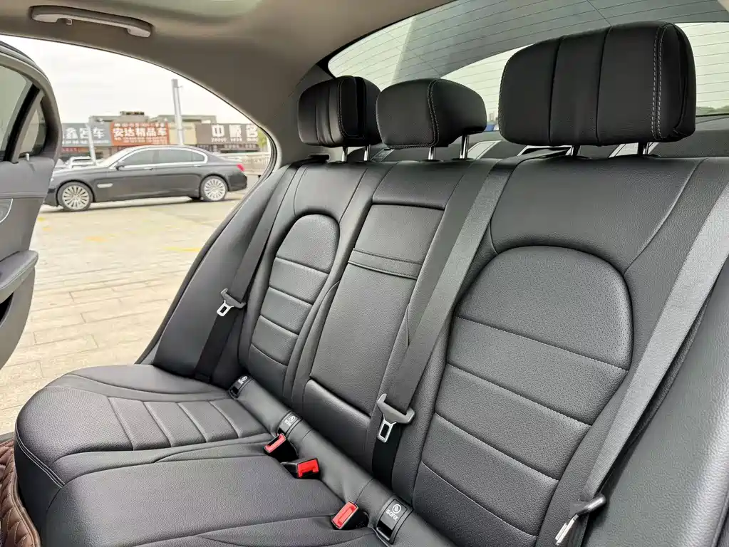 Mercedes-Benz C-Class 2021 — фото 17