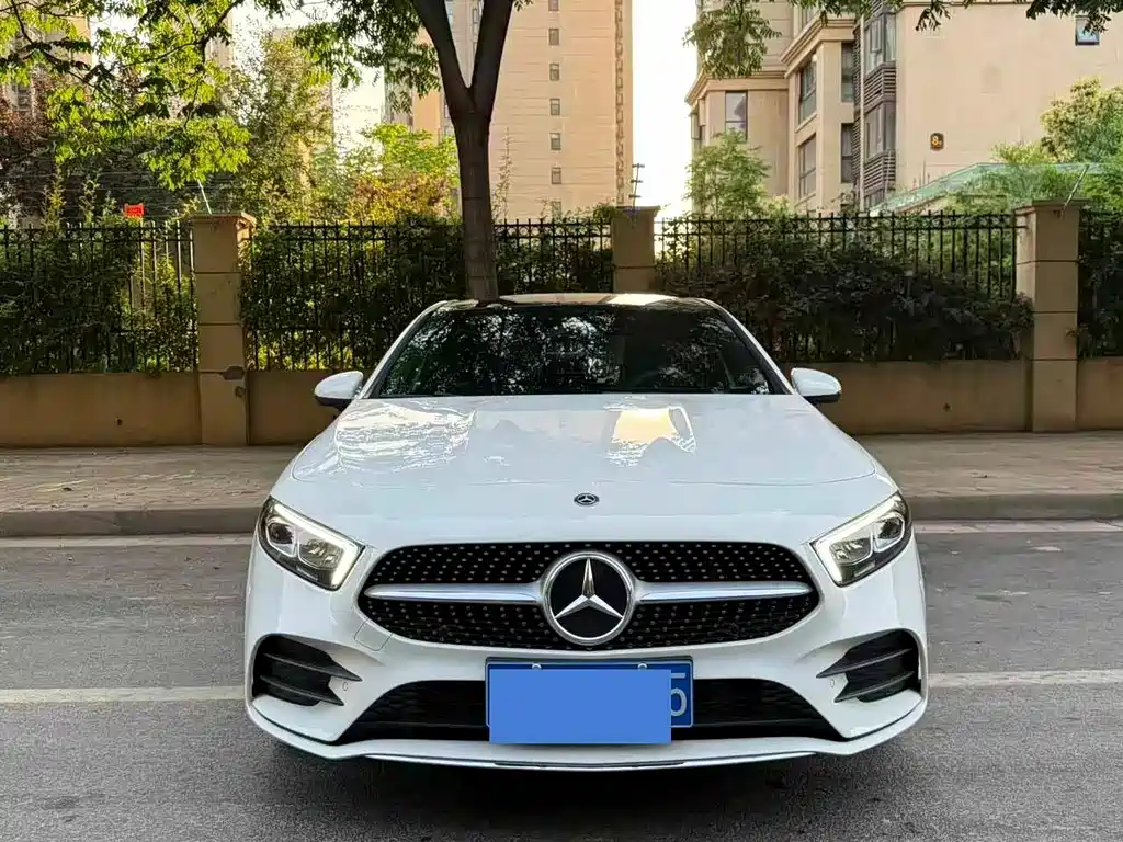 Mercedes-Benz A-Class 2020 — фото 2