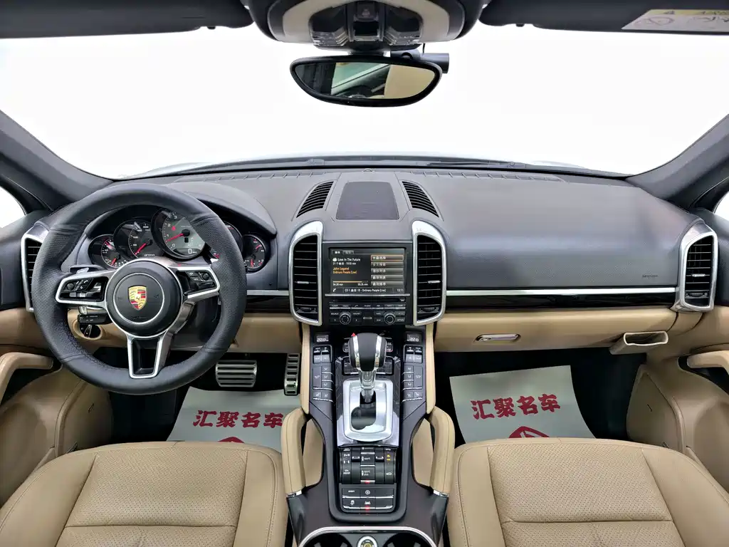Porsche Cayenne 2015 — фото 22
