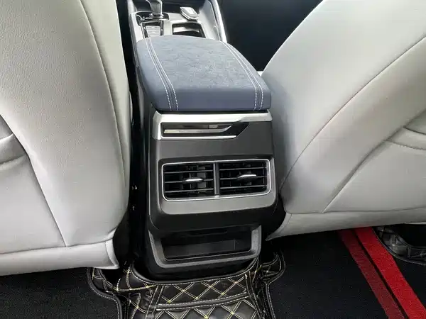 Geely Xingrui 2021