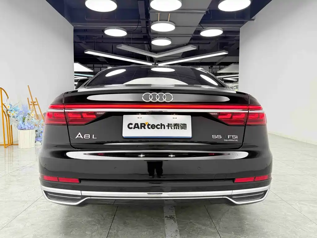 Audi A8 2019 — фото 5