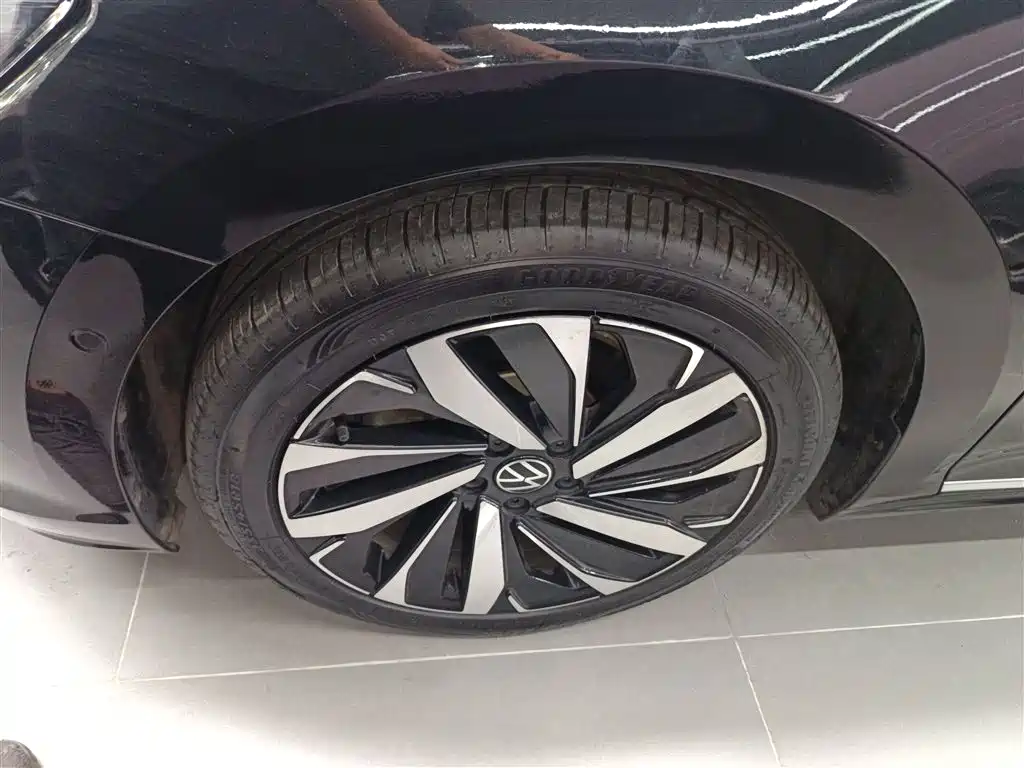 Volkswagen Passat 2023 — фото 23