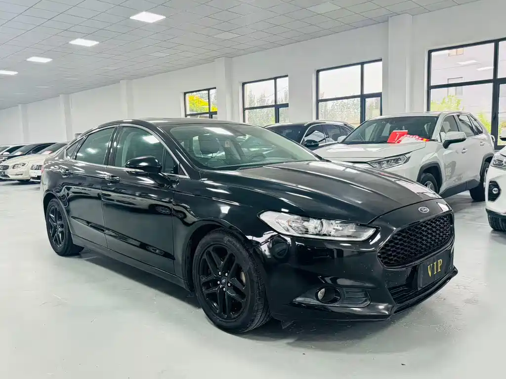 Ford Mondeo 2015 — фото 3