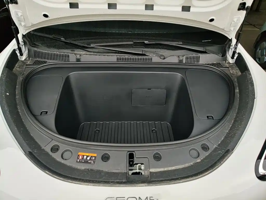Geely Galaxy Starwish 2026 — фото 20