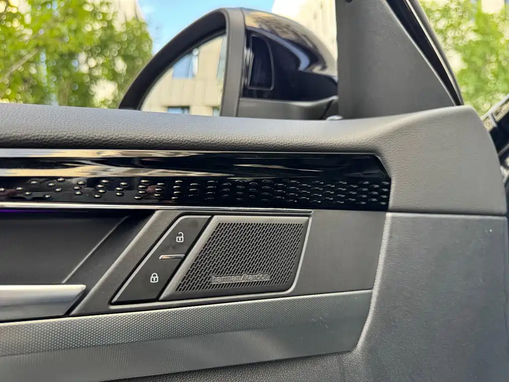 Volkswagen Passat 2024