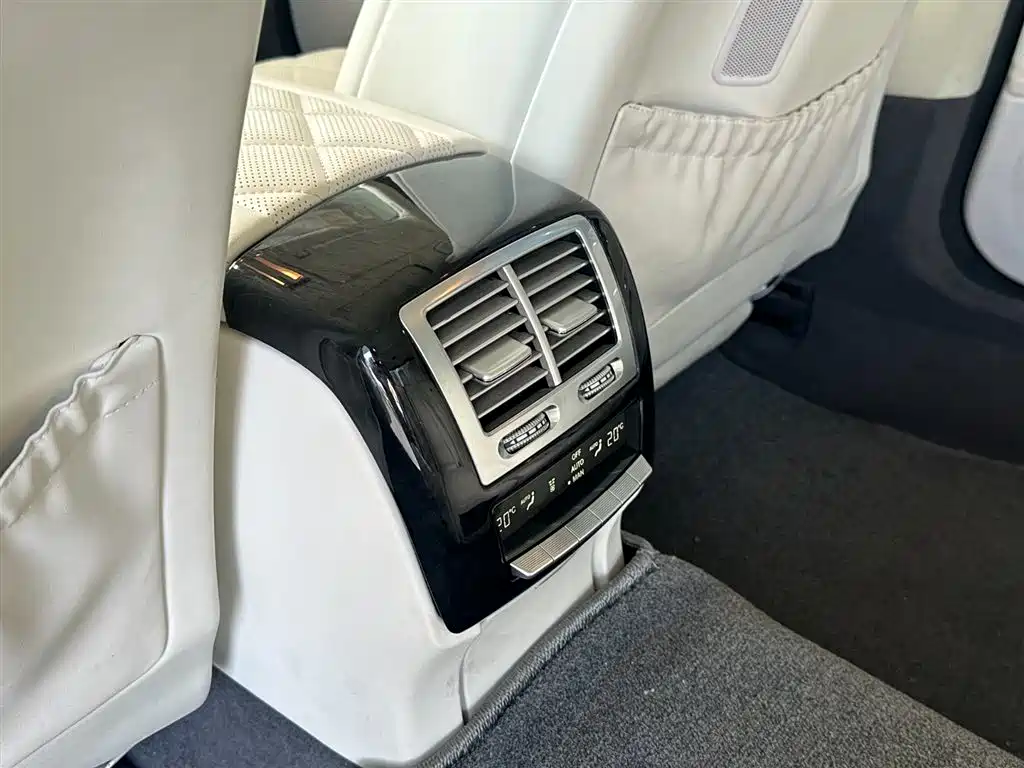 Mercedes-Benz S-Class 2011 — фото 20