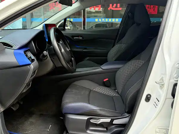 Toyota C-HR 2021