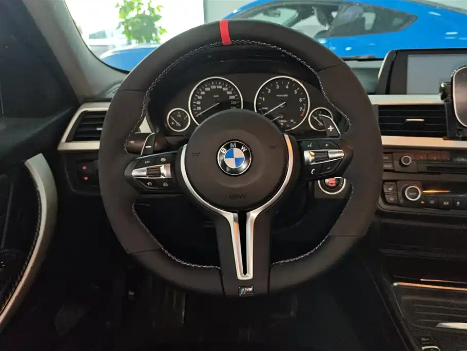 BMW 3 Series 2015 — фото 15
