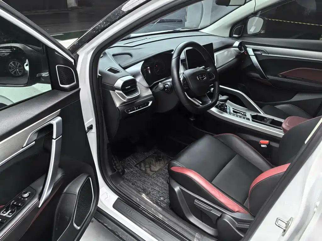 Geely Binyue 2022