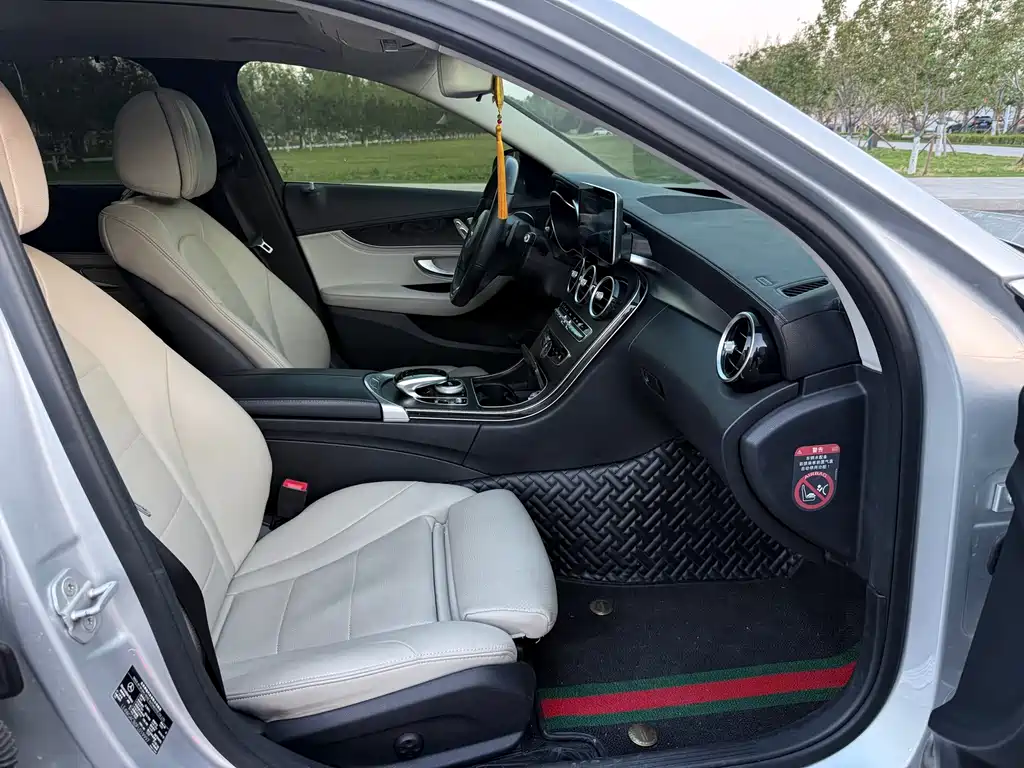 Mercedes-Benz C-Class 2014 — фото 17