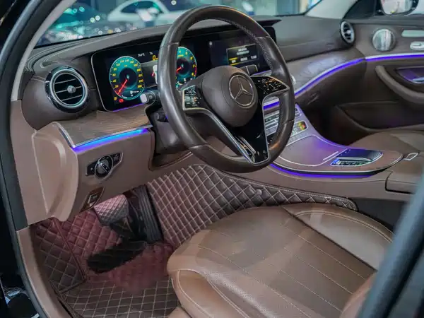 Mercedes-Benz E-Class 2023
