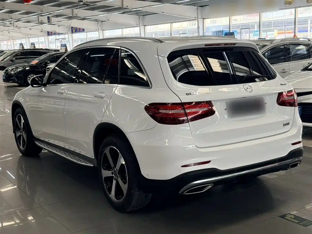Mercedes-Benz GLC 2018 — фото 9