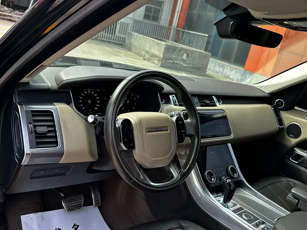 Land Rover Range Rover Sport 2019 — фото 12
