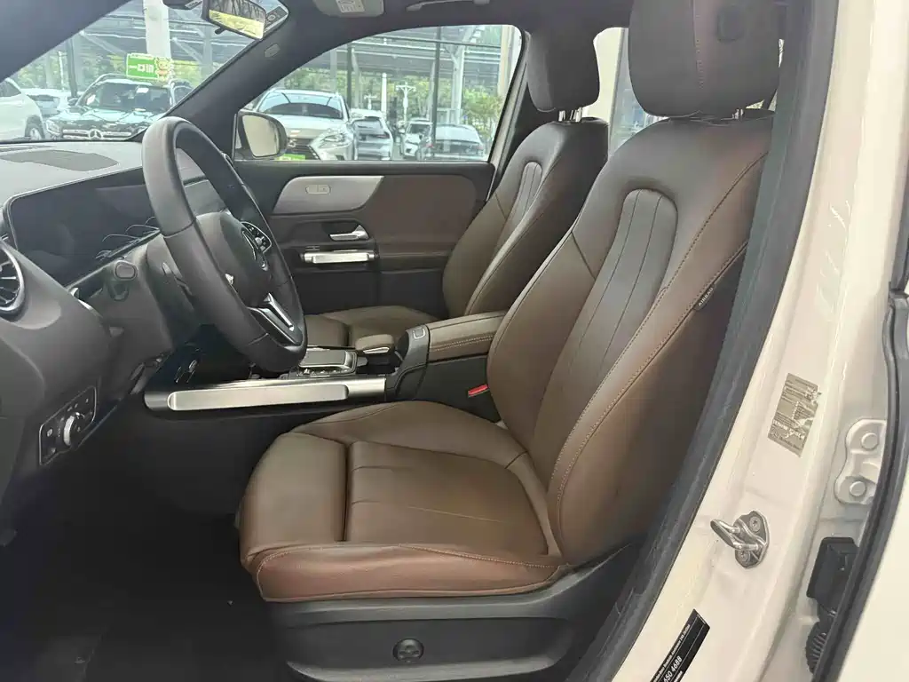 Mercedes-Benz GLB 2020 — фото 17