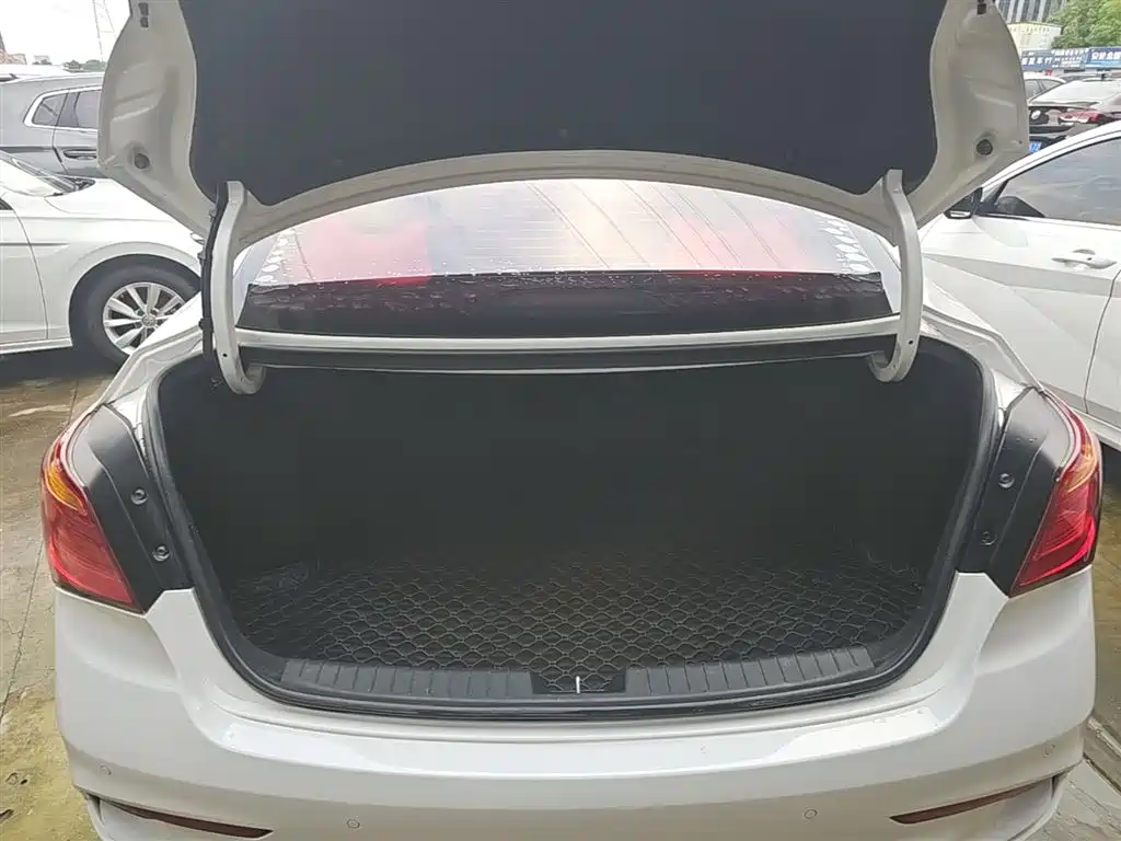Hyundai Mistra 2020 — фото 19