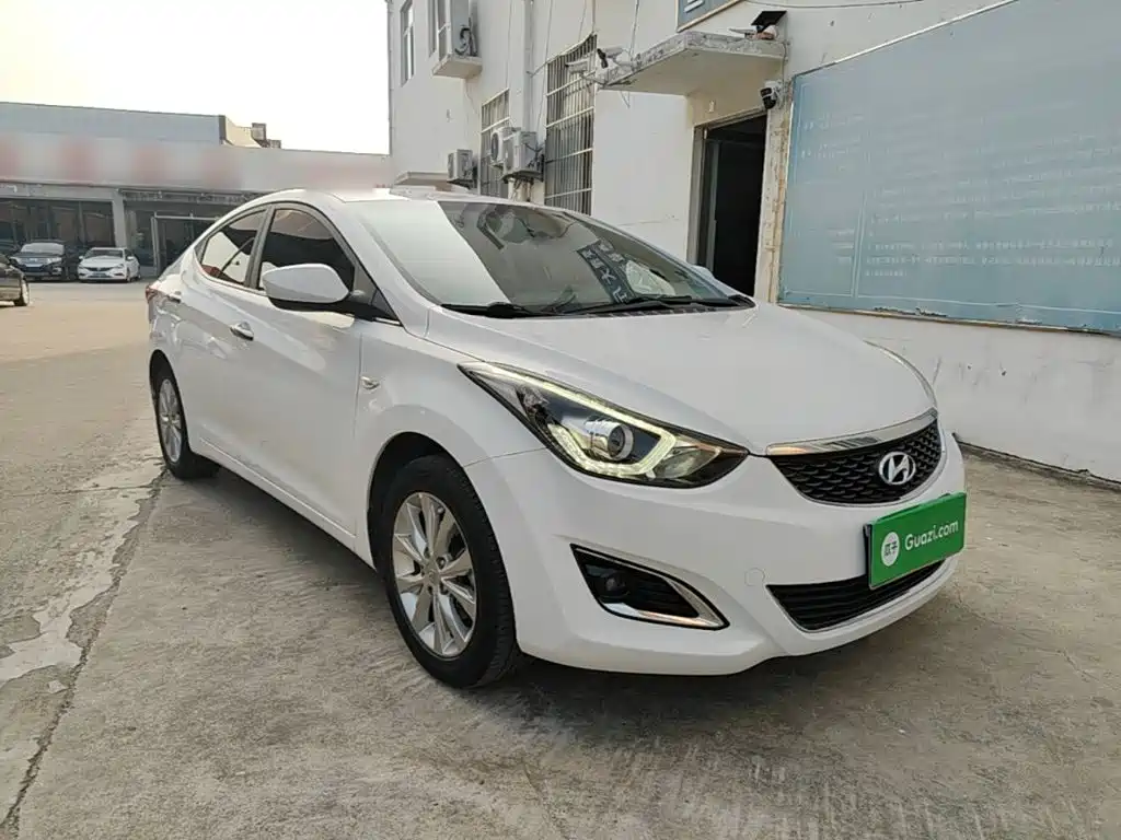 Hyundai Elantra Langdong 2017 — фото 22