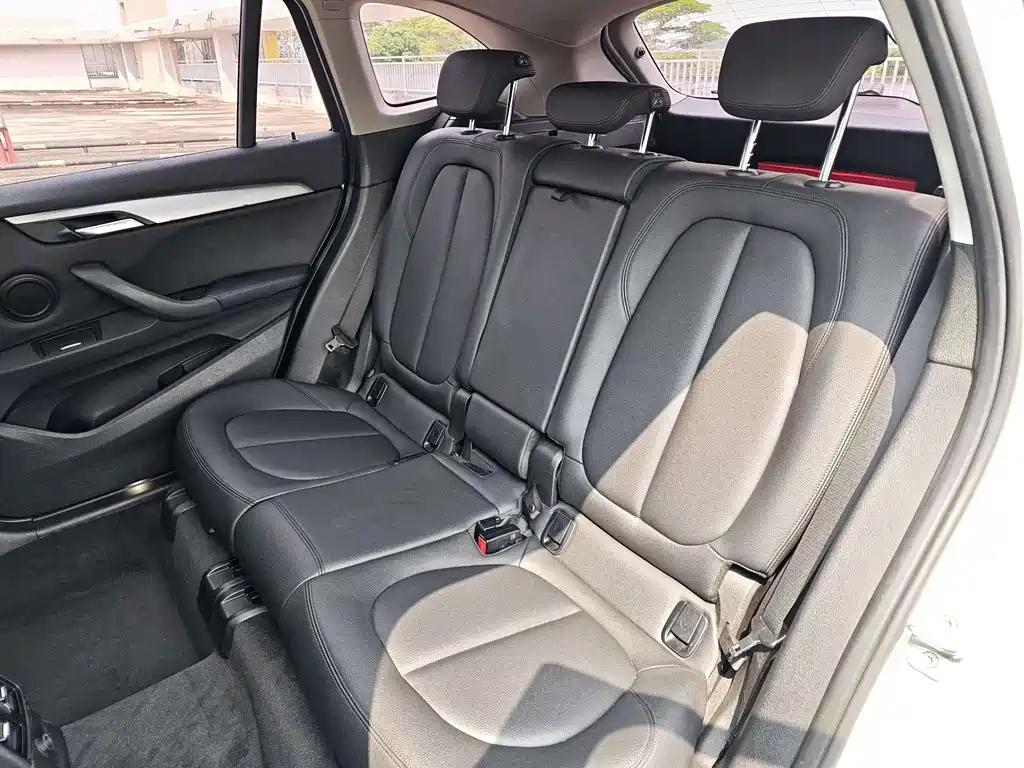 BMW X1 2018 — фото 10
