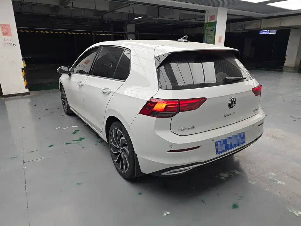 Volkswagen Golf 2022