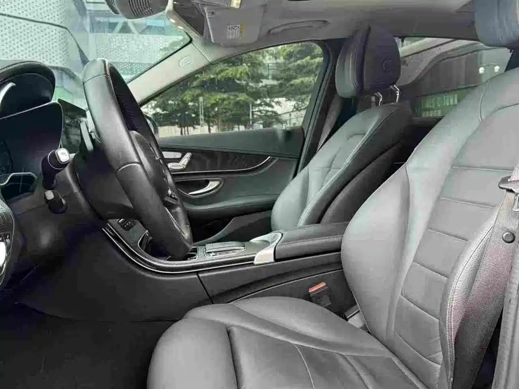 Mercedes-Benz C-Class 2019