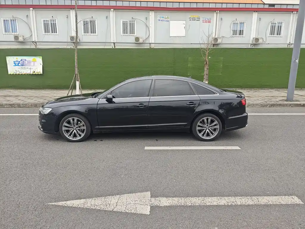 Audi A6L 2010
