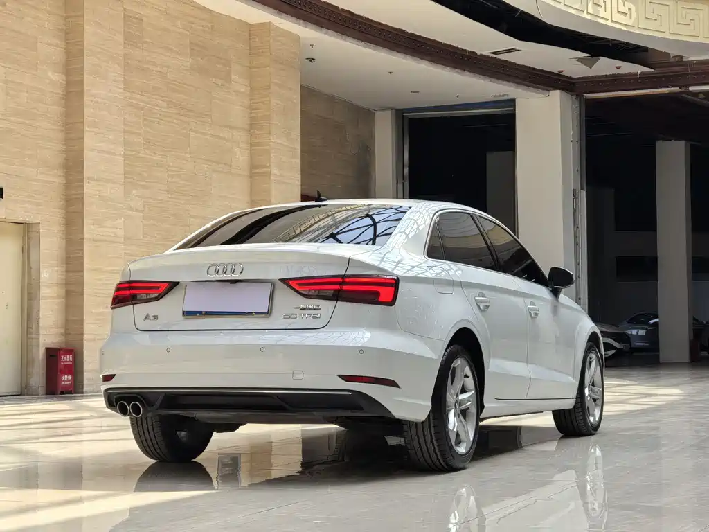 Audi A3 2020 — фото 17