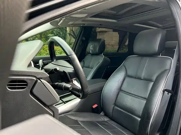 Mercedes-Benz R-Class 2017